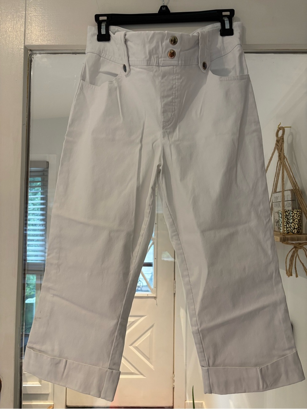 High-Waist White Capri Pants